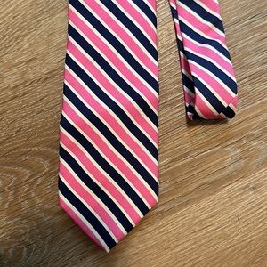 Brooks brothers neck tie